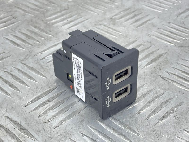 Блок USB Ford Edge