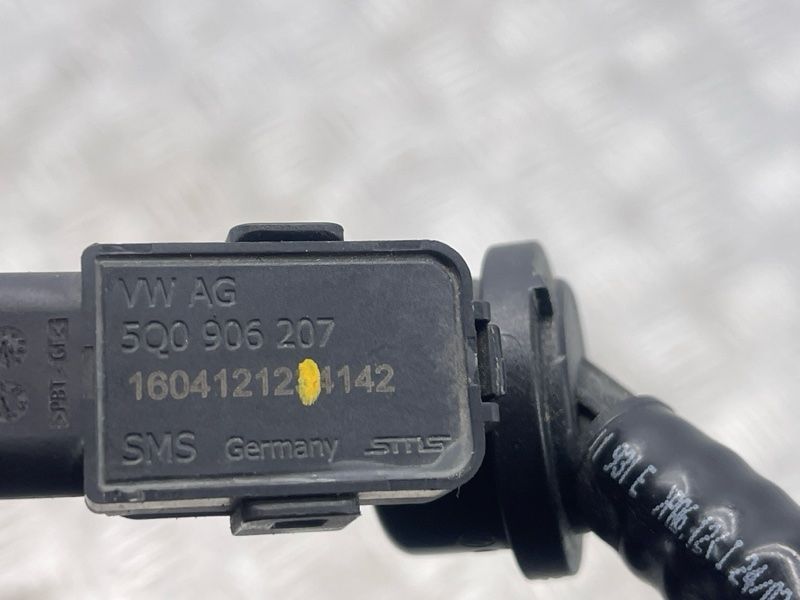 Датчик тиску 5Q0906207 Audi A6