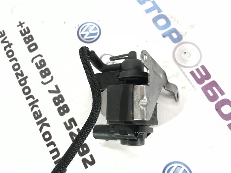 Датчик 059906627R Volkswagen Touareg