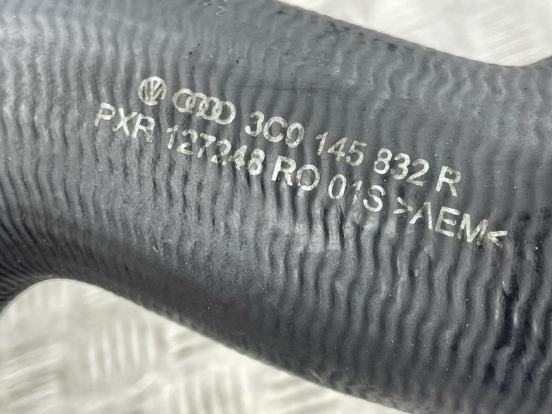 Патрубок интеркулера 3C0145832R Volkswagen CC