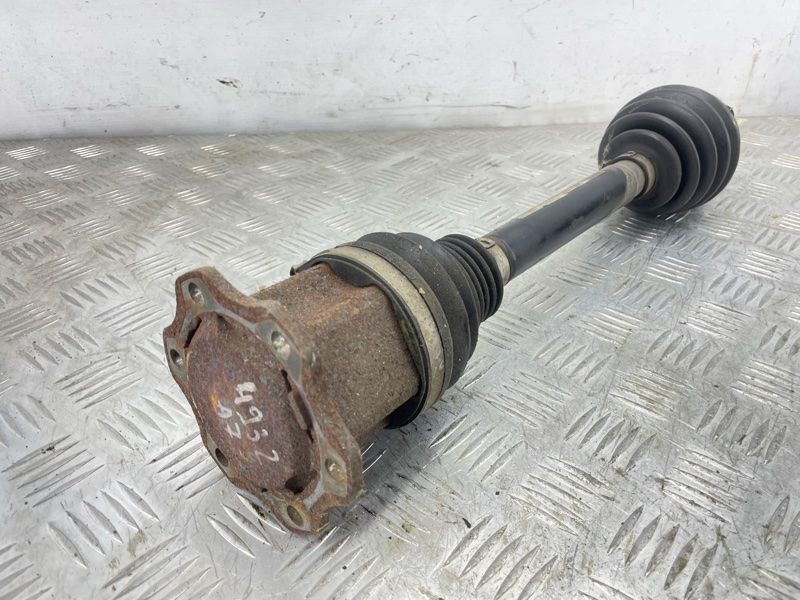 Привідний вал передній 4G0407271F Audi A7 Audi A6, Audi A7, Audi A8, Audi Q5, Audi RS7, Audi S6, Audi S7, Audi S8, Audi SQ5