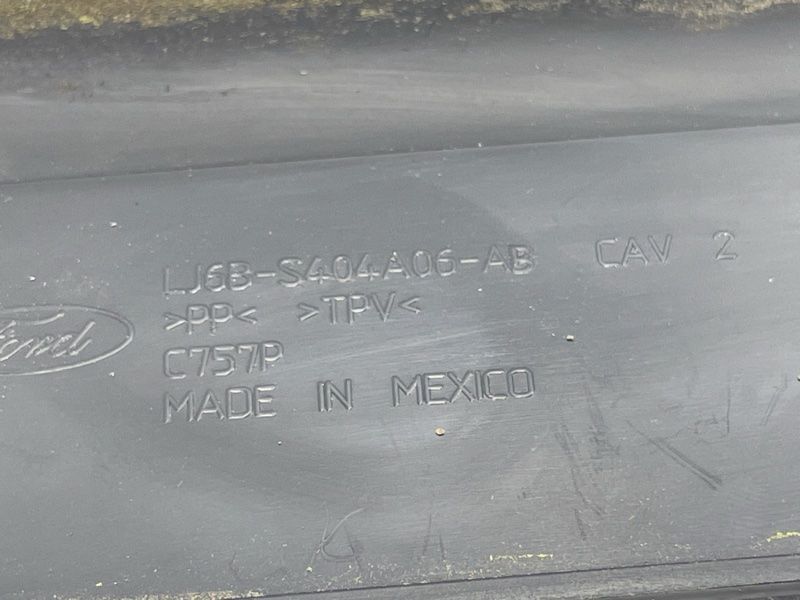 Ущільнювач багажника LJ6BS404A06AB Ford Escape