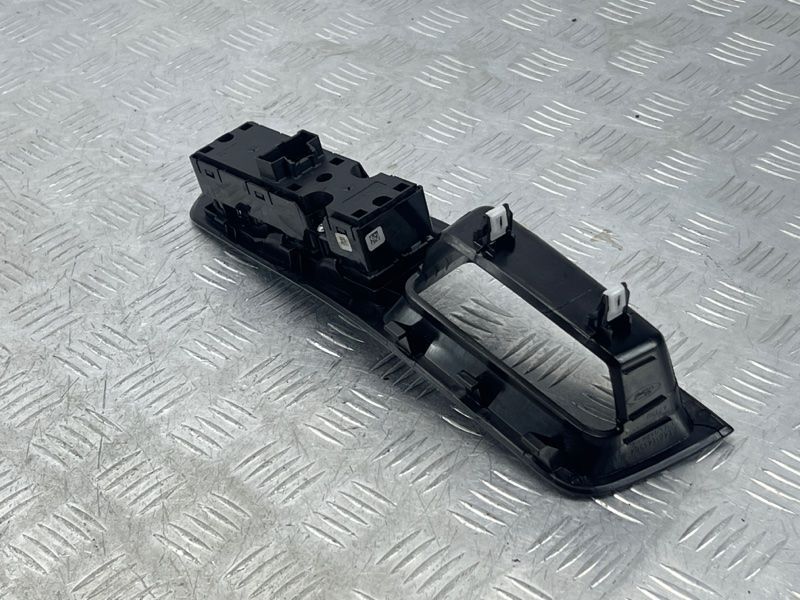 Блок кнопок FT4B14A564 Ford Edge