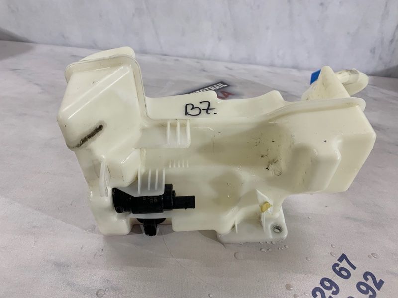 Бачок омывателя стекла 5C6955453 Volkswagen Passat