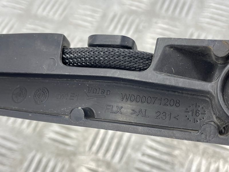 Повідок склоочисника 31662318 Volvo XC60