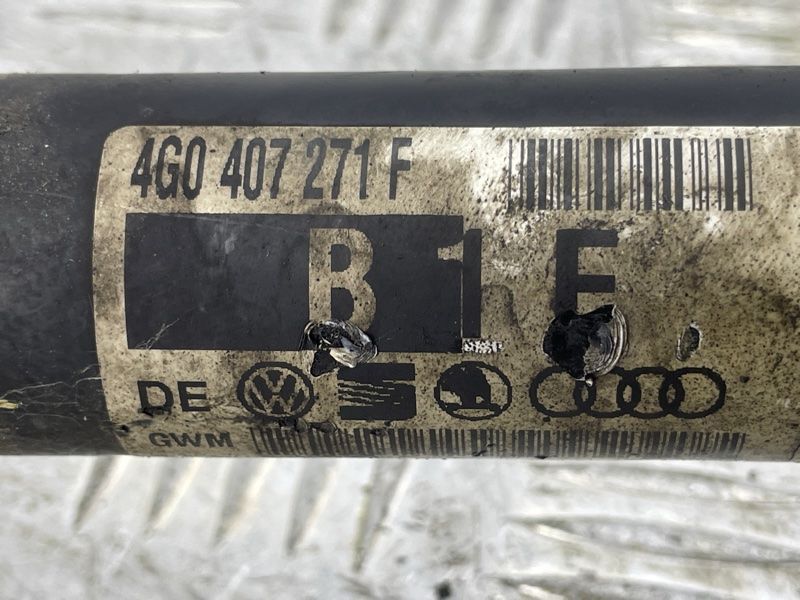 Привідний вал передній 4G0407271F Audi A7 Audi A6, Audi A7, Audi A8, Audi Q5, Audi RS7, Audi S6, Audi S7, Audi S8, Audi SQ5