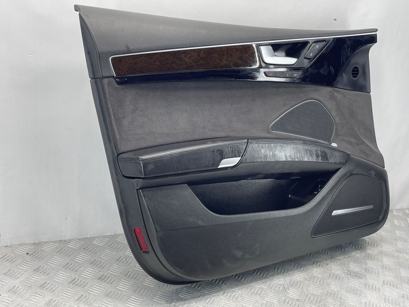 Карта / Обшивка двери Audi A8
