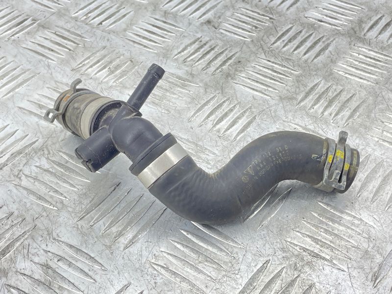 Шланг системи охолодження 7P0122051D Volkswagen Touareg