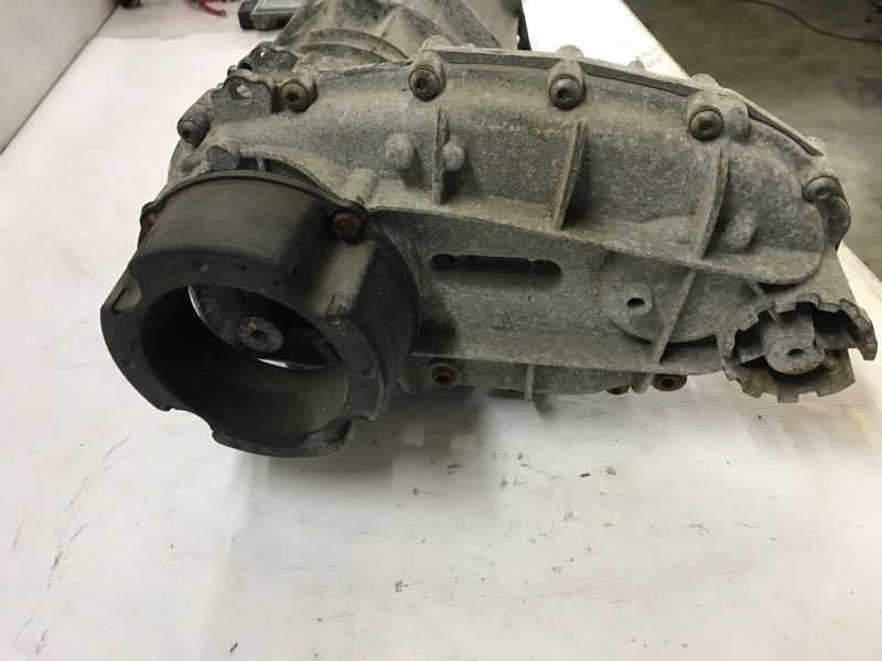 Роздаткова коробка 0BU341010Q Audi Q7