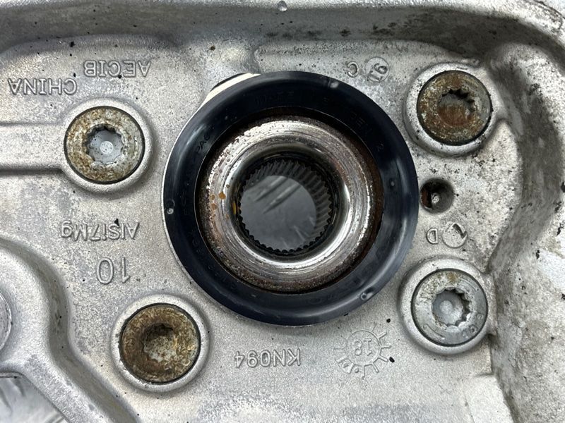 Поворотний кулак / цапфа 31658320 Volvo XC60