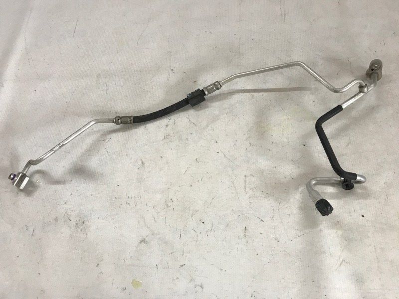 Трубка кондиціонера 4M1820720K Audi Q7
