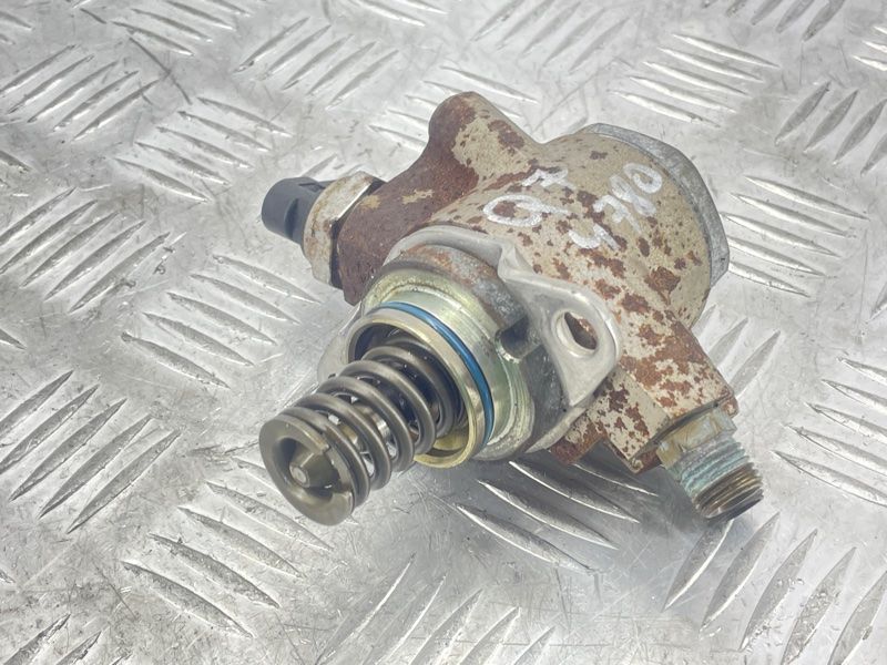 Топливный насос 07L127026AB Audi Q7