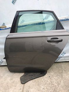 Двері 4G5833051 Audi A6