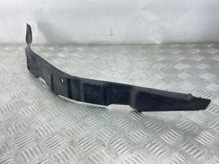 Замикаюча панель крила 4M0821112 Audi Q7