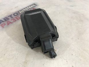 Блок запобіжників 284B94GB0A Infiniti Q50