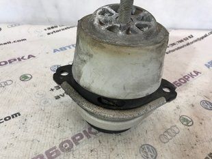 Опора / Подушка двигателя 7L8199131A Audi Q7
