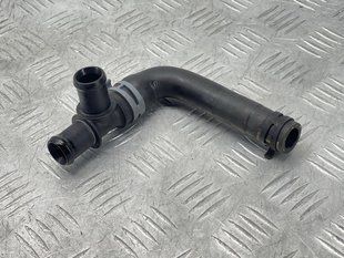 Шланг системи охолодження 4m0122096f Audi Q7