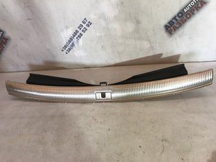 Накладка замка багажника 4L0864483 Audi Q7