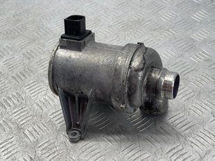 Насос охлаждающей жидкости 31368715 Volvo XC90 Volvo S60, Volvo S60 Cross Country, Volvo S80, Volvo S90, Volvo V60, Volvo V60 Cross Country, Volvo V90, Volvo V90 Cross Country, Volvo XC40, Volvo XC60, Volvo XC70, Volvo XC90