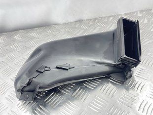 Патрубок повітряного фільтра F2G39A600AB Ford Edge