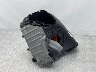 Корпус воздушного фильтра 4G0133838R Audi A6