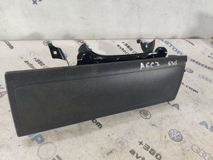 Подушка безпеки водія в коліна airbag 4G8880841A Audi A6