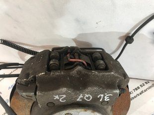 Суппорт тормозной 7L6615423L Audi Q7
