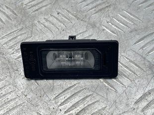 Светодиодная подсветка номерного знака 4G0943021 Audi A6 Audi A3 Sportback e-tron, Audi A3, Audi A4, Audi A4 Allroad, Audi A5, Audi A6, Audi A7, Audi Q3, Audi Q5, Audi Q7, Audi RS5, Audi RS7, Audi S3, Audi S4, Audi S5, Audi S6, Audi S7, Audi SQ5, Audi TT, Audi TT RS, Audi TTS