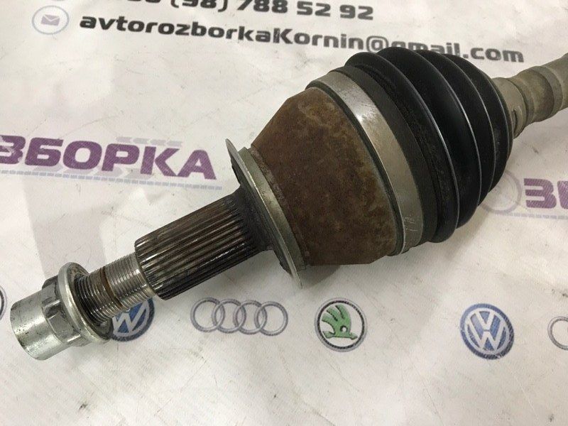 Піввісь 396014GB0A Infiniti Q50