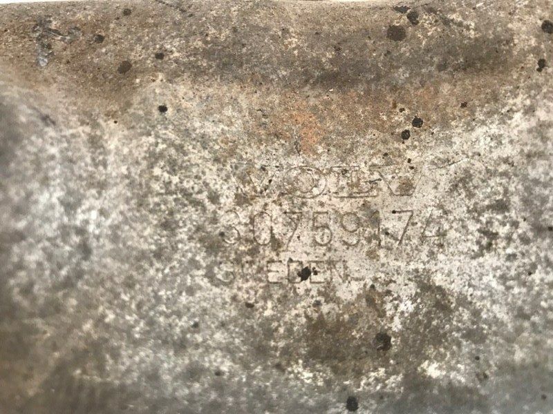 Кронштейн опора вала 30759174 Volvo XC60