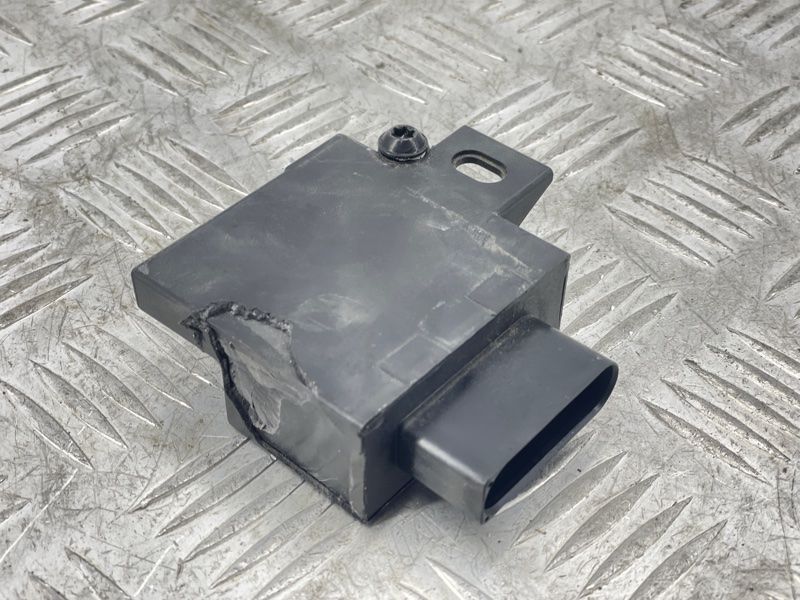 Блок управления топливным насосом 4G0906093J Audi A6