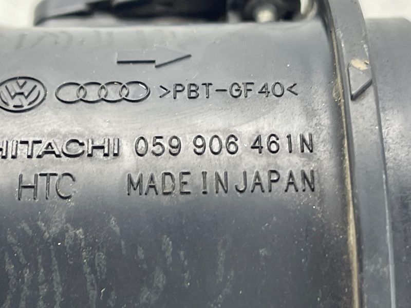 Датчик масового потоку повітря (MAF) Volkswagen Touareg