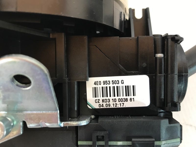 Блок підкермових перемикачів 4F0953549E Audi Q7