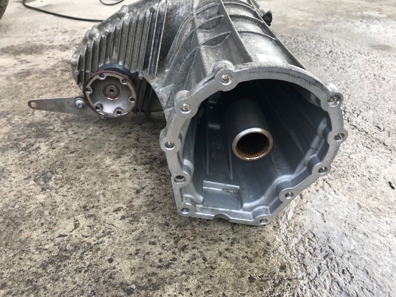 Роздаткова коробка 0BU341010Q Audi Q7