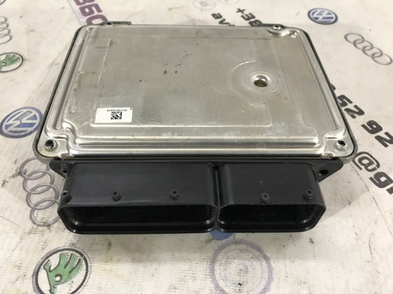 Блок керування двигуном 06J907309B Volkswagen CC