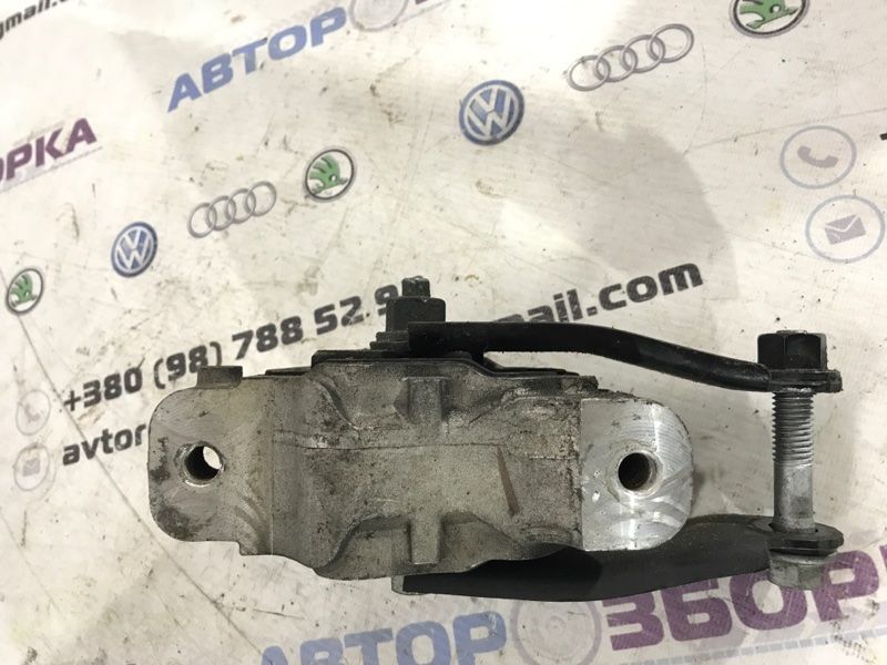 Опора / Подушка двигателя F7021101 Volvo XC60