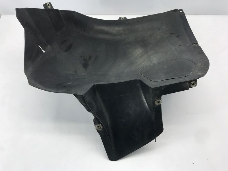 Підкрилок 7P6805912E Volkswagen Touareg