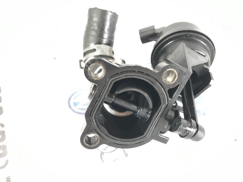 Вакуумный насос 059121737 Volkswagen Touareg