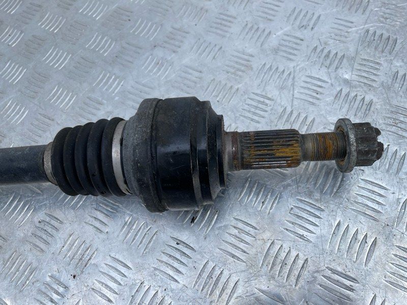 Піввісь 7L8501201B Audi Q7