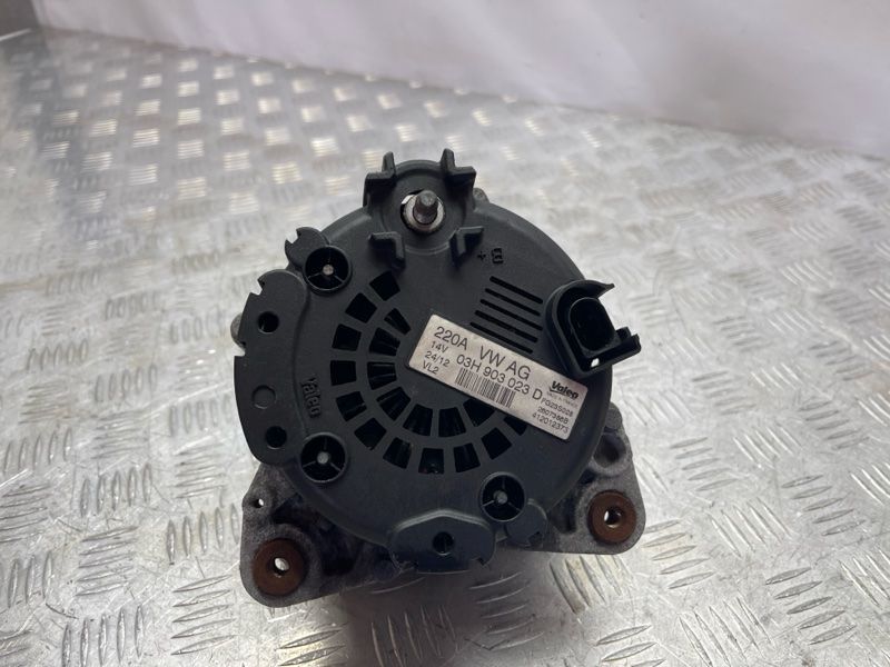 Генератор 03H903023D Volkswagen Touareg