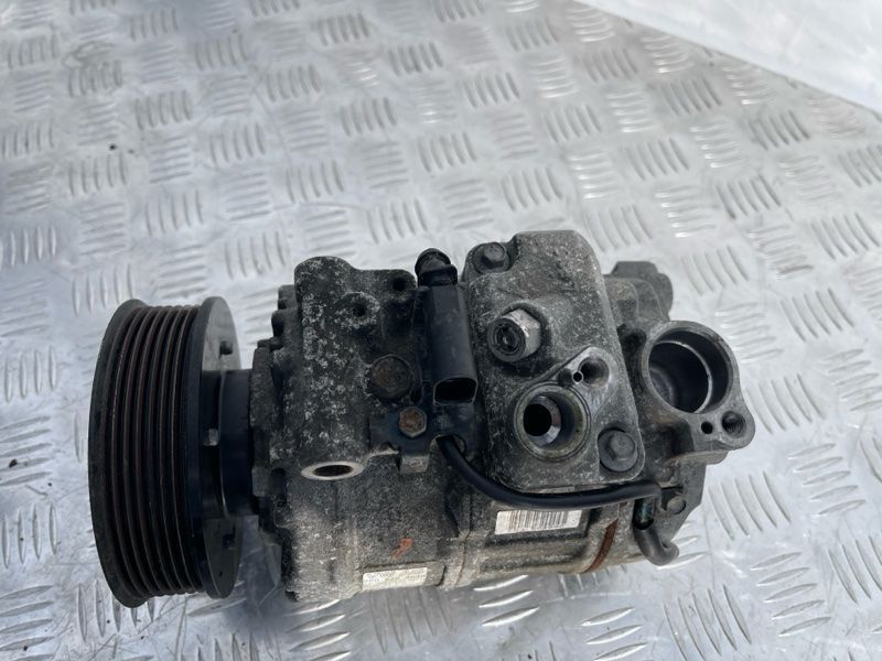 Компрессор кондиционера 7P0820803M Audi Touareg Audi Q7