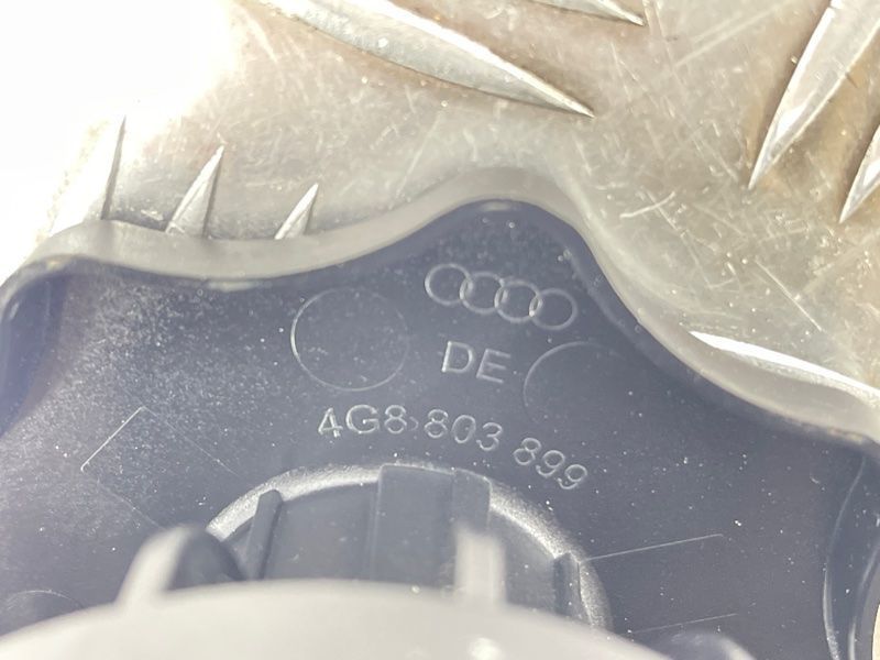 Гвинт кріплення запасного колеса 4G8803899 Audi A7