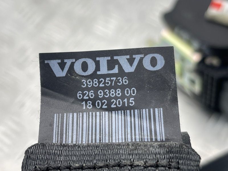 Ремінь безпеки сидіння 3-го ряду 39825736 Volvo XC90