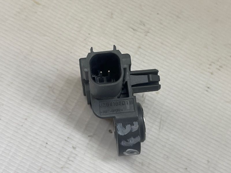 Датчик удара передний 31451528 Volvo XC90 Volvo S90, Volvo V90, Volvo V90 Cross Country, Volvo XC60, Volvo XC90
