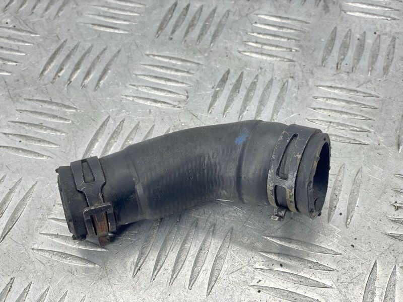 Патрубок 079121052t Audi A8