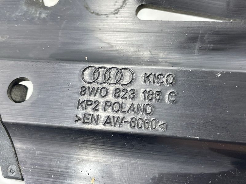 Скоба замка капоту 8W0823185C Audi A4 Allroad