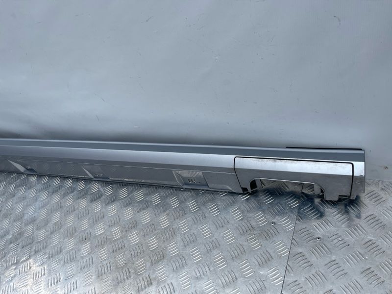 Облицовка порога S-Line правое 4G0853856M Audi A6 Audi A6, Audi S6
