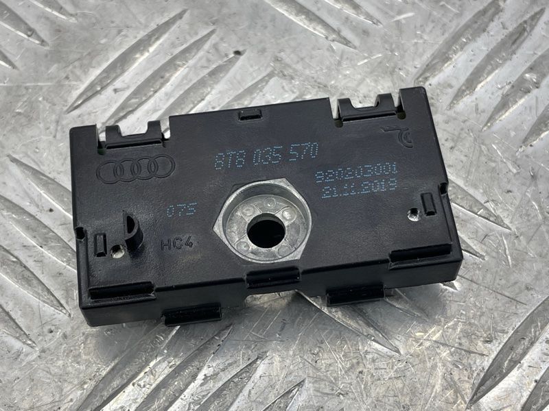 Завадоподавляючий фільтр 8T8035570 Audi A7