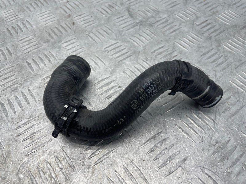 Патрубок 5C0122073D Volkswagen Passat