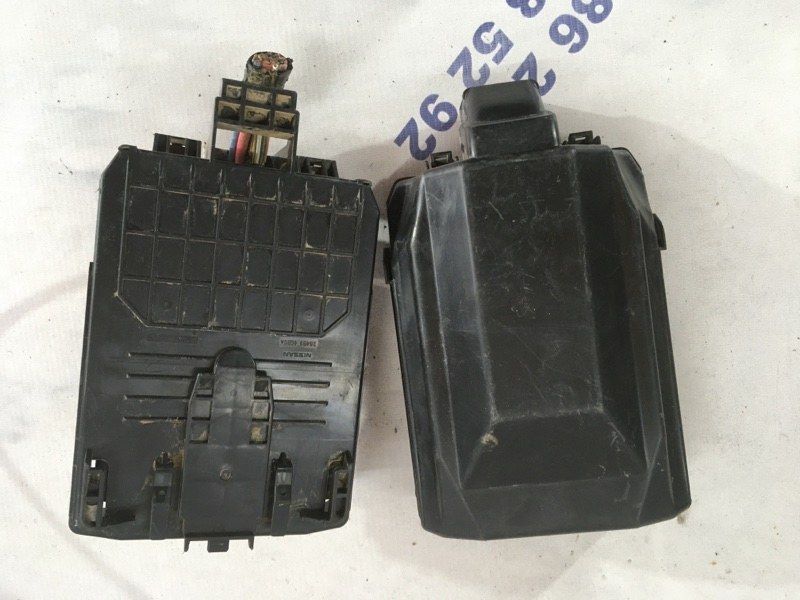 Блок запобіжників 284B84GB0A Infiniti Q50